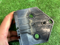 Крепление заднего бампера левое SUBARU LANCASTER OEM 57707AE070 BH9 2001 White 07C
