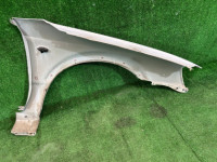 บังโคลนหน้าซ้าย цвет 07C SUBARU LANCASTER OEM 57120AE031 BH9 2001 White 07C