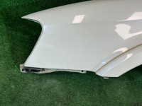 บังโคลนหน้าซ้าย цвет 07C SUBARU LANCASTER OEM 57120AE031 BH9 2001 White 07C