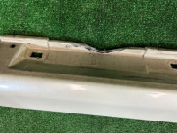 ชายบันไดซ้าย цвет 07C SUBARU LANCASTER OEM 91111AE090YF 91111AE080YF BH9 2001 White 07C