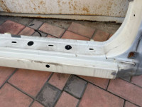 右门槛梁 цвет 07C SUBARU LANCASTER OEM 52154AE161 BH9 2001 White 07C
