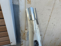 右门槛梁 цвет 07C SUBARU LANCASTER OEM 52154AE161 BH9 2001 White 07C