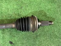 フロントドライブシャフト SUBARU LANCASTER OEM 28321FE040 BH9 2001 EJ254 AT