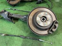 Rear hubs SUBARU LANCASTER OEM 28474AE000 28462AE011 BH9 2001 EJ254 AT