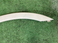 Ensanchador de aleta trasero izquierdo цвет 07C SUBARU LANCASTER OEM 91112AE490YF BH9 2001 White 07C