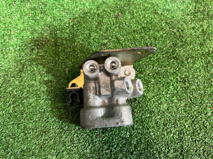 Válvula reguladora de frenada VDC 27674AC091 SUBARU LANCASTER