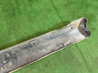 右门槛 цвет 51Е SUBARU LEGACY OEM 96051AC000 BG5 1997 белый 51E
