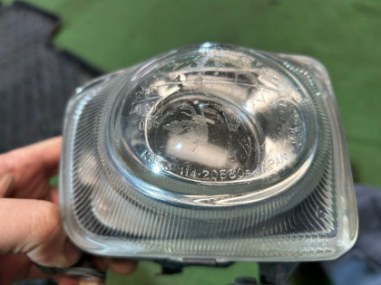 Faro antiniebla derecho SUBARU LEGACY OEM 84501AE020 BH5 2000