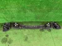尾灯间饰板 Стоп сигналы комплект SUBARU LANCASTER OEM 84201AE320 84201AE330 84251AE060 BH9 2001