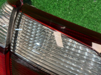 尾灯间饰板 Стоп сигналы комплект SUBARU LANCASTER OEM 84201AE320 84201AE330 84251AE060 BH9 2001