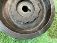 Polea del árbol de levas de escape izquierdo SUBARU LEGACY LANCASTER OEM 13054AA033 BH9 2001 EJ254 AT