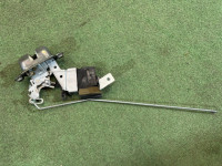 กลอนล็อกฝาท้าย 63032AE020 SUBARU LEGACY
