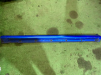 ชายบันไดซ้าย пластик цвет 02С SUBARU LEGACY OEM 96051AE010PG BH5 2003 BLUE 02C
