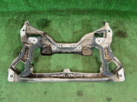 Travessa dianteira MERCEDES-BENZ C-CLASS OEM 2036280657 S203/ W2 2006 M271 AT