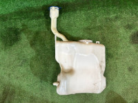 Бачок омывателя C-CLASS OEM A2038690020 S203/ W2 2006 M271 AT