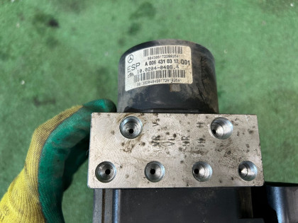 Módulo ABS MERCEDES-BENZ C-CLASS OEM A0355458032, A0365400401 S203/ W2 2006 M271 AT