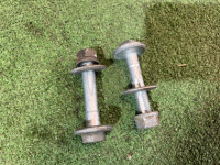 Parafusos de camber traseiros MERCEDES-BENZ C-CLASS OEM A0003300018 S203/ W2 2006 M271 AT