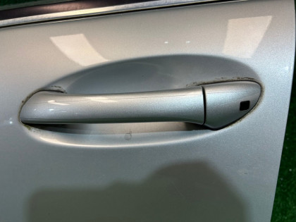 ประตูหน้าซ้าย цвет SILVER 775U MERCEDES-BENZ C-CLASS OEM A2037200105 S203/ W2 2006 SILVER 775U