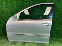 ประตูหน้าซ้าย цвет SILVER 775U MERCEDES-BENZ C-CLASS OEM A2037200105 S203/ W2 2006 SILVER 775U
