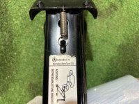 千斤顶 MERCEDES-BENZ C-CLASS OEM A2035830415 S203/ W2 2006