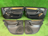 แผงบุประตู A2037203372 A2037203072 A2037304762 A2037304862 MERCEDES-BENZ C-CLASS