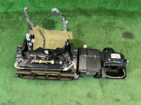 ヒーターユニット MERCEDES-BENZ C-CLASS OEM A2098300062 S203/ W2 2006 M271 AT