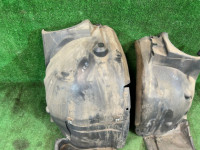 左フロントインナーフェンダー MERCEDES-BENZ C-CLASS OEM A2038840522 S203/ W2 2006 SILVER 775U