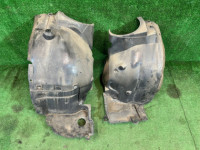 Right front wheel arch liner MERCEDES-BENZ C-CLASS OEM A2038840622 S203/ W2 2006 SILVER 775U