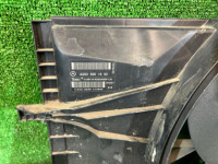 ラジエーターファン MERCEDES-BENZ C-CLASS OEM A2035400688 S203/ W2 2006 M271 AT