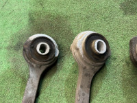 ปีกนกหน้า C-CLASS OEM A2033303511, A203330331 S203/ W2 2006 M271 AT
