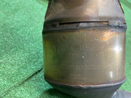 Средняя часть глушителя MERCEDES-BENZ C-CLASS OEM A2034908919 A2094903214 S203/ W2 2006 M271 AT
