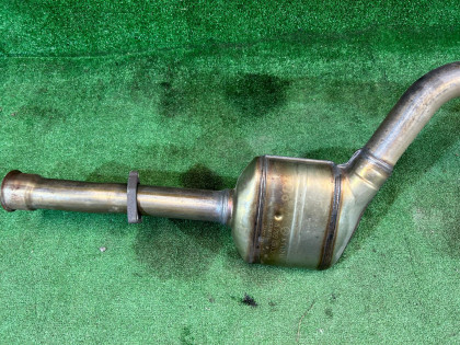 Средняя часть глушителя MERCEDES-BENZ C-CLASS OEM A2034908919 A2094903214 S203/ W2 2006 M271 AT