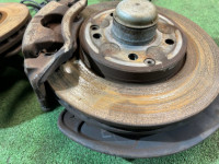 Ступицы передние MERCEDES-BENZ C-CLASS OEM A2093320001 A2093320101 S203/ W2 2006 M271 AT