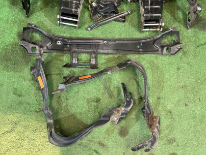 水箱框架 MERCEDES-BENZ C-CLASS OEM A2036204372 S203/ W2 2006 SILVER 775U