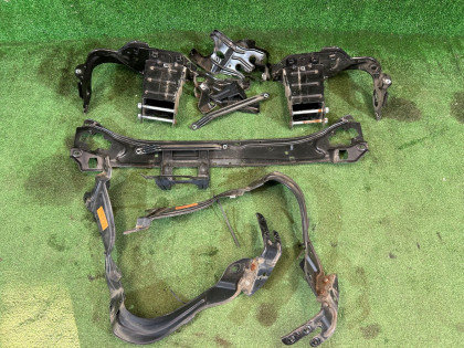 水箱框架 MERCEDES-BENZ C-CLASS OEM A2036204372 S203/ W2 2006 SILVER 775U