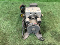 Módulo ABS VDC SUBARU LEGACY OEM 27539AE001 BH9 2001 EJ254 AT