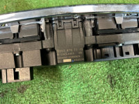 Interruptor de luces de emergencia MERCEDES-BENZ C-CLASS OEM A2038707110 W203 2006 M271 AT