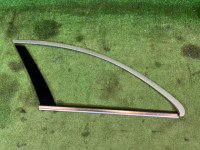 คิ้วกระจกข้างซ้าย A036731538 A2036702522 A2036701587 MERCEDES-BENZ C-CLASS