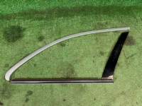 Moldura de la ventanilla lateral derecha A2036731638 A2036701687 A2036702622 MERCEDES-BENZ C-CLASS