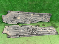 Right underbody skid plate и левая MERCEDES-BENZ C-CLASS OEM A2036191138 W203 2006 SILVER 775U