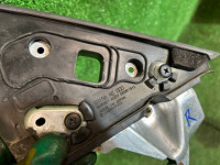 右前门角饰板 Правый SUBARU LANCASTER OEM 61158AE000 BHE 2000