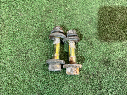 Tornillos de caída traseros SUBARU LEGACY OEM 901700122 BH5 2003 EJ208 MT5