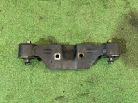 Apoio do diferencial SUBARU LEGACY OEM 41310AE012 BH5 2003 EJ208 MT5