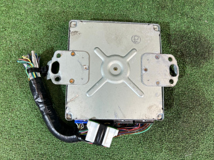 Engine control unit (ECU) SUBARU LEGACY OEM 22611AD981 BH5 1999 EJ208