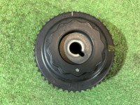 Polea del árbol de levas de escape derecho SUBARU LEGACY OEM 13049AA040 BH5 1999 EJ208
