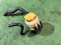 Power steering reservoir SUBARU LEGACY OEM 34630AE000 BH5 2000 EJ206 AT