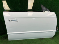 Puerta delantera derecha цвет 51E 96H SUBARU LEGACY OEM 60009AE000 BH5 2000 WHITE 51E, 96H