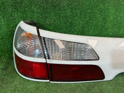 尾灯套装 SUBARU LEGACY OEM 84251AE000 84201AE200 84201AE210 BH5 2000