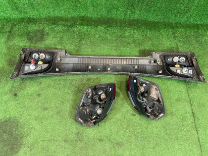 尾灯套装 SUBARU LEGACY OEM 84251AE000 84201AE200 84201AE210 BH5 2000