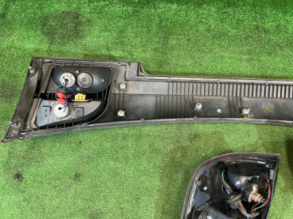 尾灯套装 SUBARU LEGACY OEM 84251AE000 84201AE200 84201AE210 BH5 2000